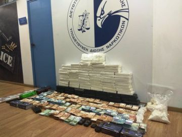 Δηλώσεις σχετικά με εξάρθρωση εγκληματικής οργάνωσης (Ηλιούπολη και Άγιο Δημήτριο), για κατοχή και διακίνηση πάνω από (104) κιλών κοκαΐνης