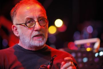 ''Έφυγε'' ο Θάνος Μικρούτσικος 