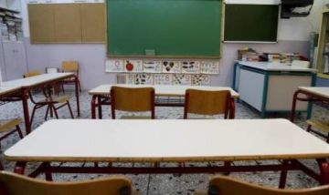 Βύρωνας: Ξυλοκόπησαν μαθητή που υπερασπίστηκε την αδερφή του μέσα στο σχολείο