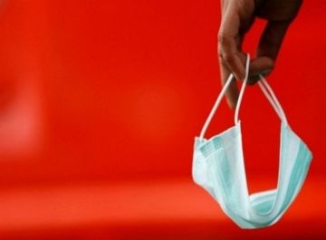 500 προστατευτικές μάσκες από την Περιφέρεια Αττικής στον Δήμο Ηλιούπολης 