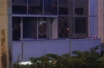 Επίθεση με μολότοφ στον ΣΚΑΪ τα ξημερώματα