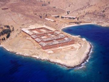 Η μεγάλη νύχτα της 21ης Απριλίου. (Στη μνήμη του Δημήτρη Π.Καπετανόπουλου)