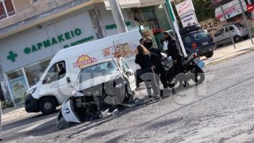 Σφοδρή σύγκρουση αυτοκινήτου με φορτηγό στην Ηλιούπολη