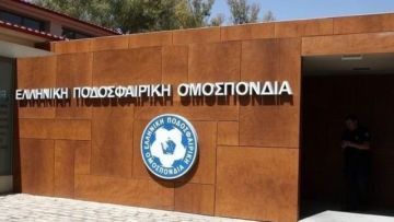 ΕΠΟ: ''Συνεχίζεται η Γ' Εθνική αν επιτραπεί η διεξαγωγή αγώνων. Όποιος δεν κατέβει, υποβιβάζεται''