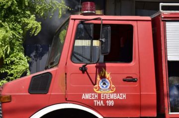 Παγκράτι: Απεγκλωβίστηκε χωρίς τις αισθήσεις του το άτομο από φρεάτιο ανελκυστήρα