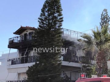 Τραγωδία στη Βούλα: Νεκρή 60χρονη από φωτιά σε διαμέρισμα