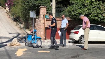 Τροχαίο δυστύχημα με εγκατάλειψη στη Βούλα - Νεκρός μοτοσικλετιστής - εργαζόμενος σε delivery