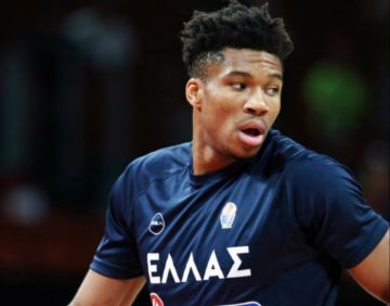 Παλαιό Φάληρο: Βανδάλισαν γκράφιτι του ''Greek freak''! Έβαλαν σβάστικα και ''SS''.