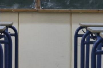 Οι φωτογραφίες στο κινητό της 14χρονης πρόδωσαν τη σχέση με τον καθηγητή. Τι είπε  ο Δήμαρχος Ηλιούπολης για το περιστατικό...