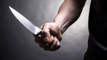 Μαχαίρωσαν Σύρο Στην Ομόνοια Για Να Τον Ληστέψουν