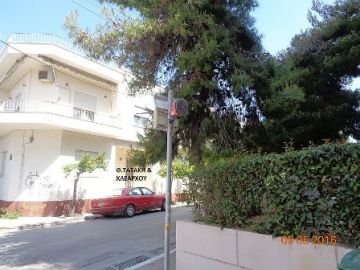 Υποβολή μηνυτήριας αναφοράς κατά αγνώστων από τον Δήμο Αγ. Δημητρίου για κλοπές ολόκληρων φαναριών σήμανσης