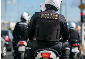 Επεισοδιακή καταδίωξη διαρρηκτών σε Ηλιούπολη, Άγιο Δημήτριο και Άλιμο
