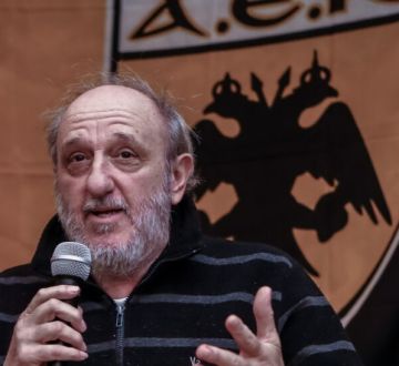 Πέθανε ο Δημήτρης Χατζηχρήστος, θρήνος στην ΑΕΚ
