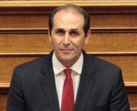 Πέθανε ο Απόστολος Βεσυρόπουλος -  Υπέστη ανακοπή καρδιάς σε ηλικία 59 ετών