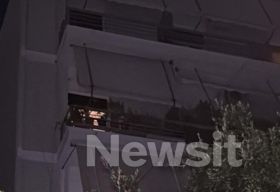 Θρίλερ στον Νέο Κόσμο: Ζευγάρι βρέθηκε νεκρό σε διαμέρισμα και διπλά τους μια καραμπίνα - Η γυναίκα έχει πυροβοληθεί στον θώρακα