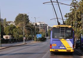 Παλαιό Φάληρο: Άγριος ξυλοδαρμός οδηγού τρόλεϊ - Μεταφέρθηκε στο νοσοκομείο με τραύματα στο κεφάλι