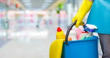 Χωρίς καθαριστικά, χλωρίνες και χαρτιά υγείας τα σχολεία της Ηλιούπολης!