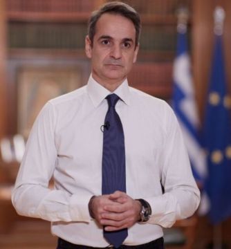 Μητσοτάκης: Προπληρωμένη κάρτα 150 ευρώ σε νέους 18-25 που θα εμβολιαστούν - Πώς θα εκδίδεται, που θα χρησιμοποιείται.