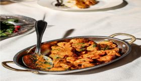 Η συνταγή της ημέρας, Πέμπτη 26 Μαρτίου 2026: ''Χοιρινή τηγανιά με πορτοκάλι και δεντρολίβανο''