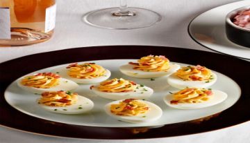 Η συνταγή της ημέρας, Παρασκευή 2 Ιανουαρίου 2026: ''Αυγά με πικάντικη γέμιση (Deviled eggs)''