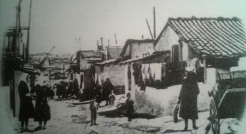 ''Δραπετσώνα'' 1960 - ''Όταν οι μπουλντόζες ξήλωναν τα σπίτια'' (Μίκης Θεοδωράκης - Τάσος Λειβαδίτης)