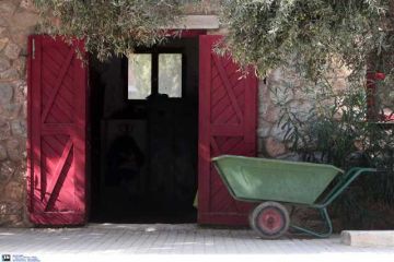 20χρονος Πακιστανός προσπάθησε να βιάσει 5χρονο κοριτσάκι σε Ιππικό Όμιλο στο Κορωπί.