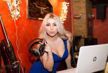 Η απίστευτη περιπέτεια της dj Χαράς Καμενίδου: Στο αυτόφωρο γιατί δεν φορούσε μάσκα!