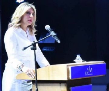 Η Κυρία Άννα Καραμανλή Πρόεδρος της Ειδικής Μόνιμης Επιτροπής της Βουλής για την Ισότητα, τη Νεολαία και τα Δικαιώματα του Ανθρώπου.