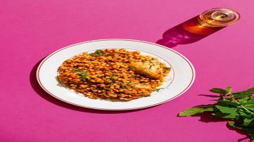 Η συνταγή της ημέρας, Κυριακή 7 Δεκεμβρίου 2025: ''Κοτόπουλο με πλιγούρι στην κατσαρόλα''