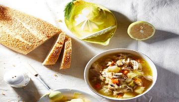 Η συνταγή της ημέρας, Σάββατο 25 Οκτωβρίου 2025: ''Κοτόσουπα με μανιτάρια''