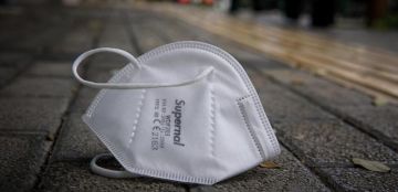 Τέλος οι μάσκες από αύριο, πού παραμένουν υποχρεωτικές, τι θα ισχύει στα σούπερ μάρκετ