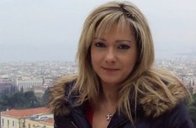 Πέθανε στα 52 της η δημοσιογράφος Ντίνα Παππά, λίγους μήνες μετά τον χαμό του μοναχογιού της