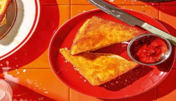 Η συνταγή της ημέρας, Δευτέρα 3 Νοεμβρίου 2025: ''Ναπολιτάνικο τηγανητό τοστ''