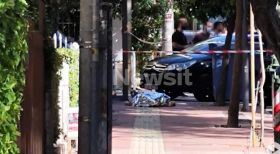 Νεκρός άνδρας στην Αγία Παρασκευή μετά από πυροβολισμούς - ''Μετά το μπαμ είδα κάποιον να τρέχει και να στρίβει στο στενό''