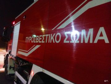 Πυρκαγιά σε αυτοκίνητο στην Λ. Αθηνών-Σουνίου
