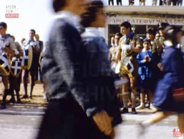 Ηλιούπολη 1967-68 Παρέλαση 25ης Μαρτίου - Βουβό φιλμ 8mm