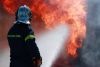 Φωτιά σε διαμέρισμα στο Βύρωνα - Στο σημείο ισχυρές δυνάμεις της Πυροσβεστικής