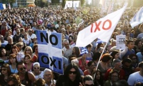 Από σύνοδο σε σύνοδο σύρεται το ελληνικό λαϊκό αίτημα για αξιοπρεπεια
