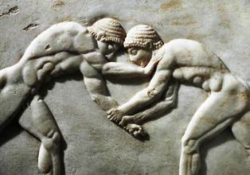 Οι αρχαίοι Έλληνες έστηναν αγώνες πάλης...