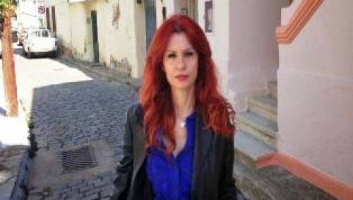 Μαχαίρωσαν τη δημοσιογράφο Θάλεια Χούντα στο Κολωνάκι