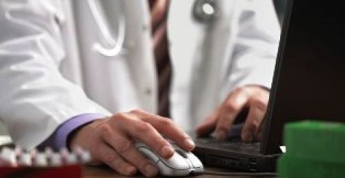 Εκατό γιατροί του ΕΟΠΥΥ ελέγχονται για υπερσυνταγογράφηση