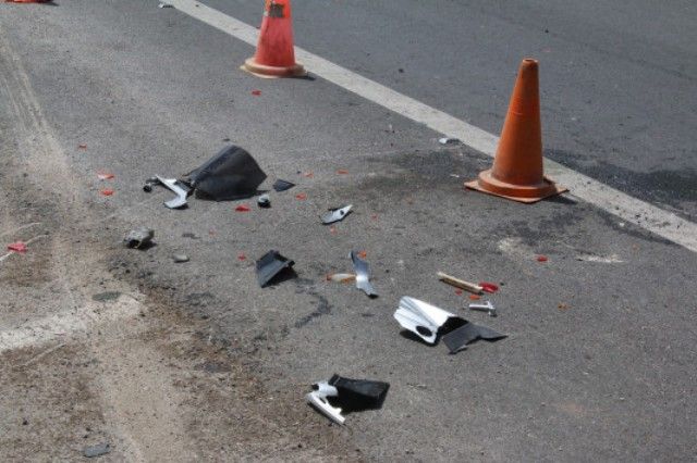 Τραγωδία στον Άγιο Δημήτριο - Αυτοκίνητο έπεσε σε στάση λεωφορείο και σκότωσε μία 25χρονη
