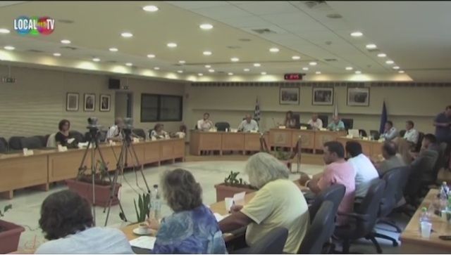 Η συνεδρίαση του Δ.Σ. Δήμου Ηλιούπολης (31/08/2016) στο www.youtube.com