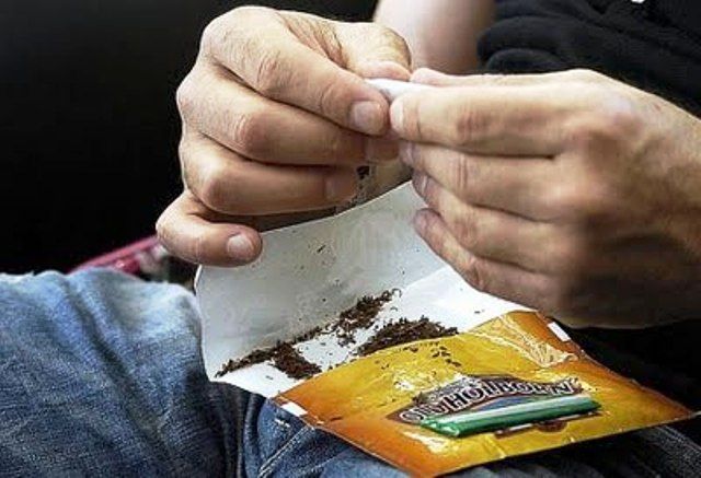 ΣΟΚ για τους καπνιστές στριφτών τσιγάρων: Στα 8 ευρώ το πακέτο! 