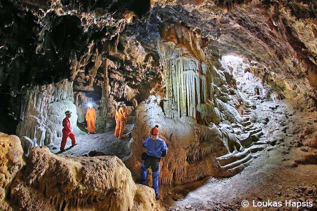 Σπήλαια Υμηττού, ένας κρυμμένος αναξιοποίητος θησαυρός!