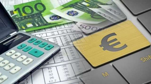 Έως και 180 δόσεις για χρέη σε εφορία και ταμεία - Εκτός ρύθμισης όσοι οφείλουν ως 15.000 ευρώ 