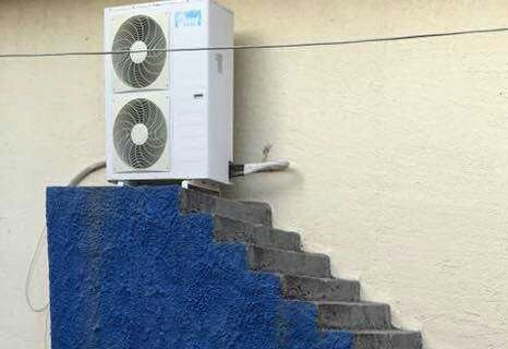 Η ελληνική πατέντα με το air condition και την σκάλα.