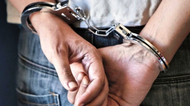 Συνελήφθησαν δύο (2) αλλοδαποί για κλοπές από οχήματα στα Νότια προάστια
