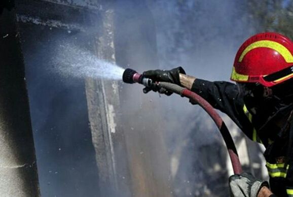 Η Πανελλήνια Ενωση Εθελοντών Πυροσβεστών διαψεύδει τον Σκάι