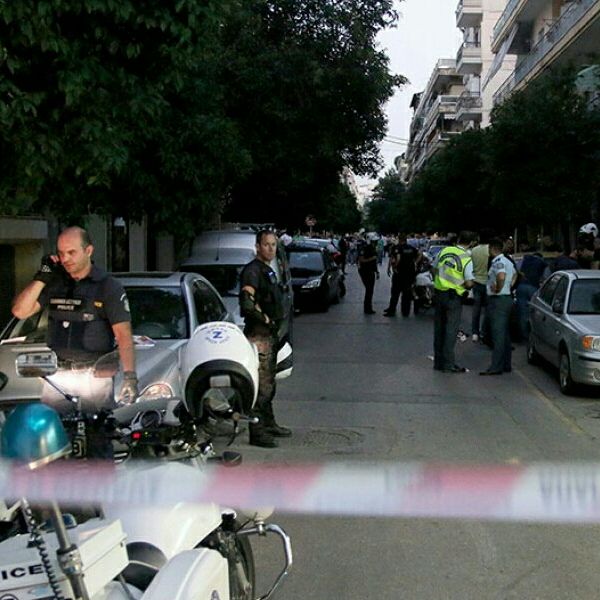 Συμπλοκή στο κέντρο της Αθήνας - Ένας νεκρός